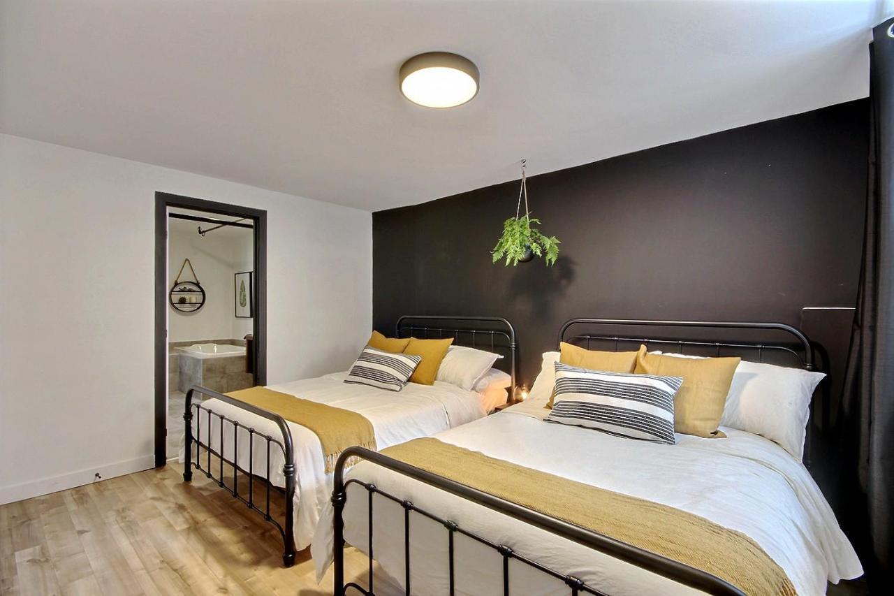 Le Gentleman // Downtown Spacious Condo Ciudad de Quebec Exterior foto